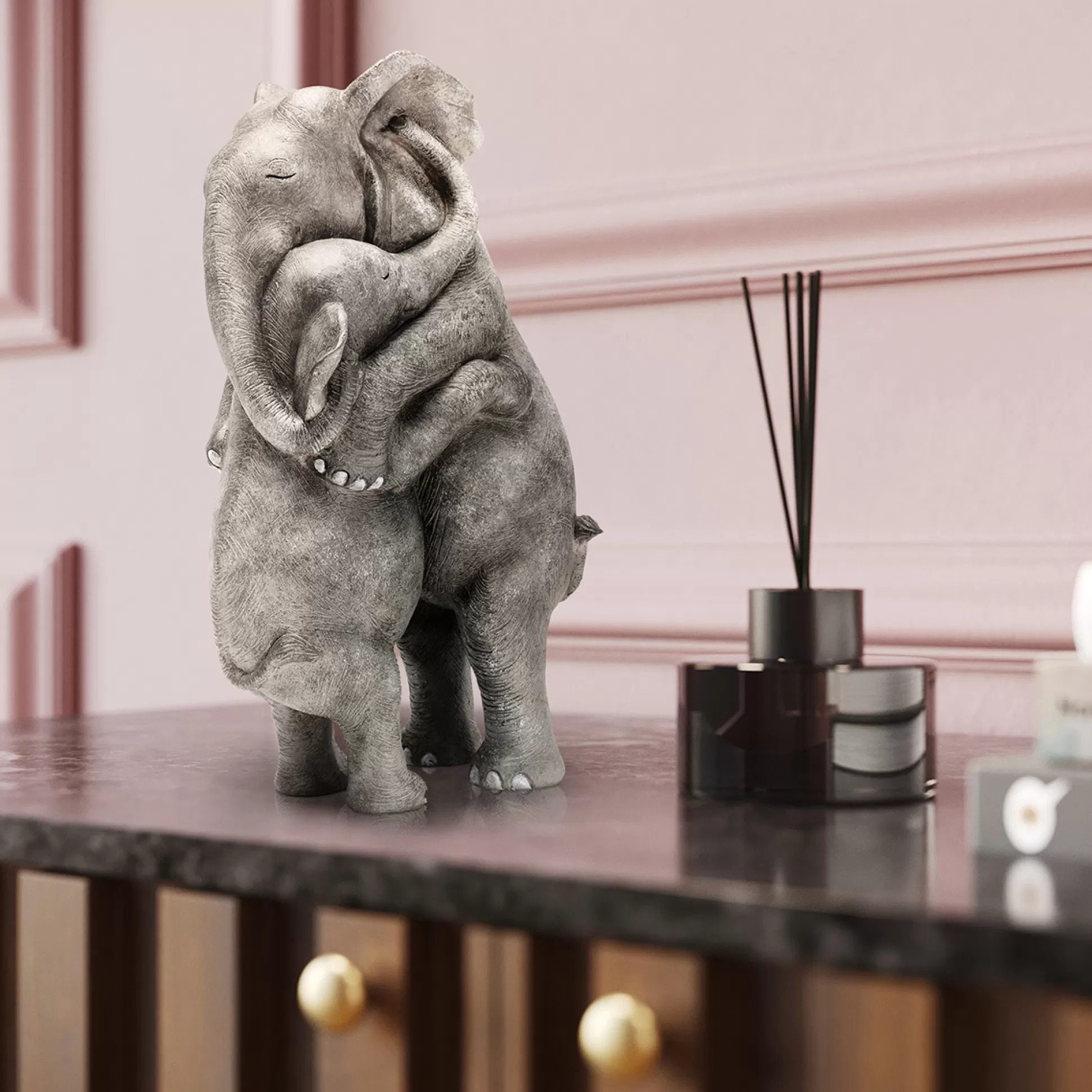 Fashion Decofiguur Elephant Hug Decoratieve Beelden