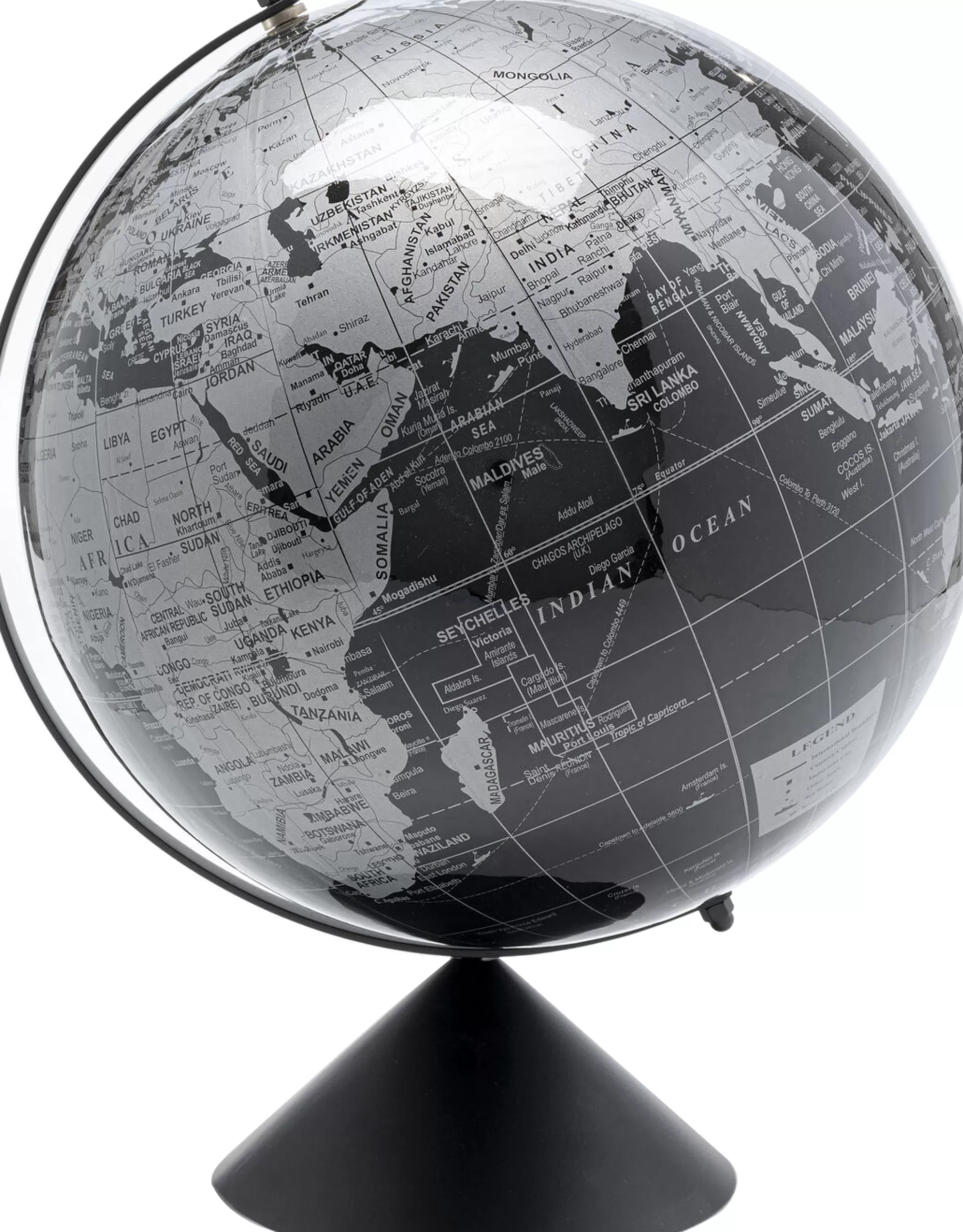 Best Sale Decofiguur Globe Top Black 40Cm Decoratieve Beelden